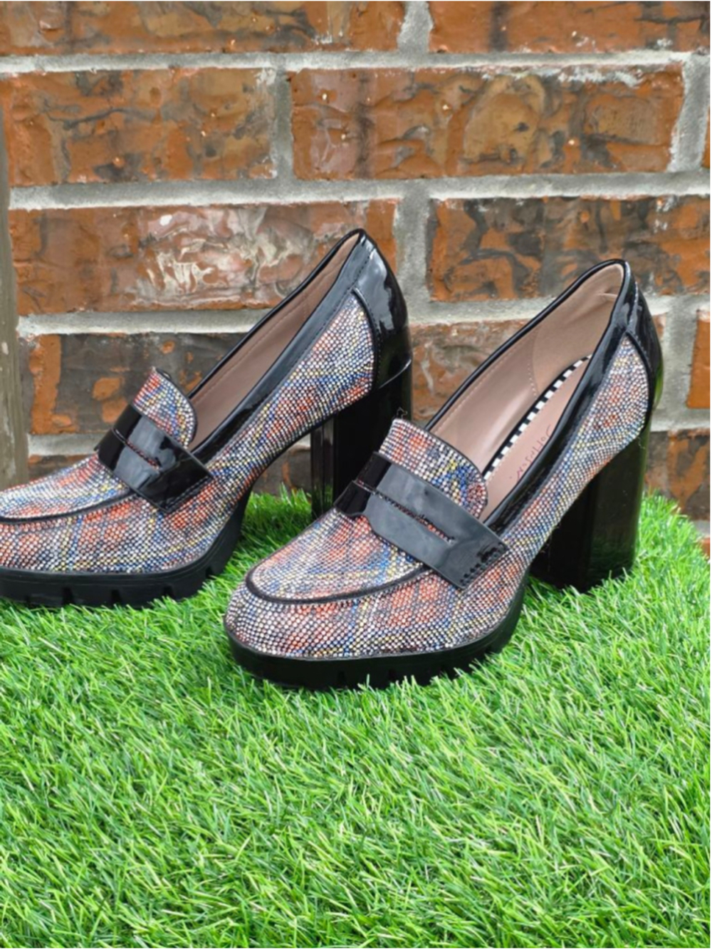 Betsey Johnson Platforms Black Multicolor Rhinestone Loafers Women's Size 9.5M - Picture 3 of 9